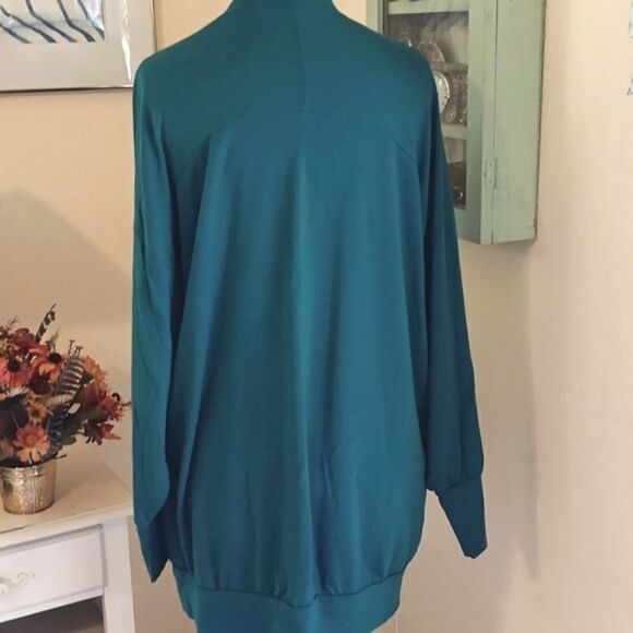 Fabletics Jody Mock Turtle Top - Picture 6 of 13